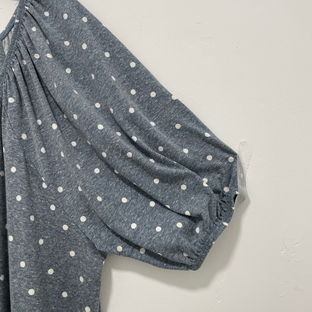 Coin Dot Patterned Top - Picture 3 of 8